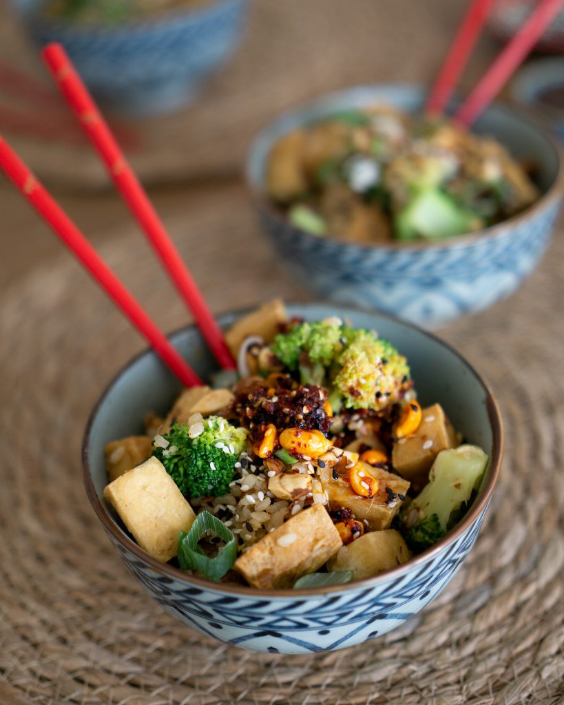 broccoli almond tofu bowls